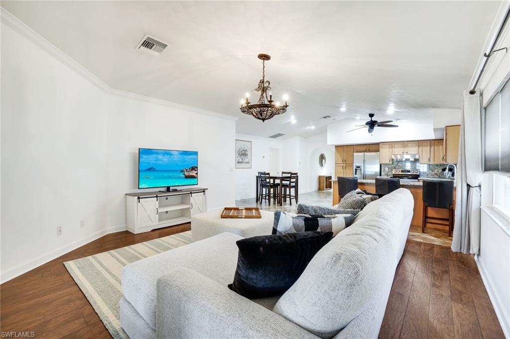 NAPLES PARK - Residential