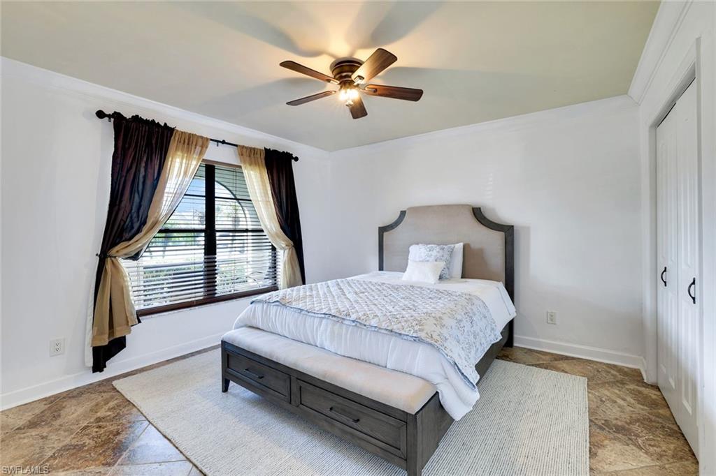 NAPLES PARK - Residential