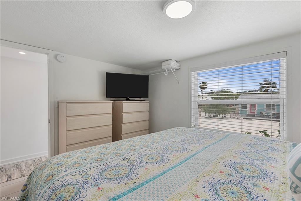 MCPHIE PARK - Residential