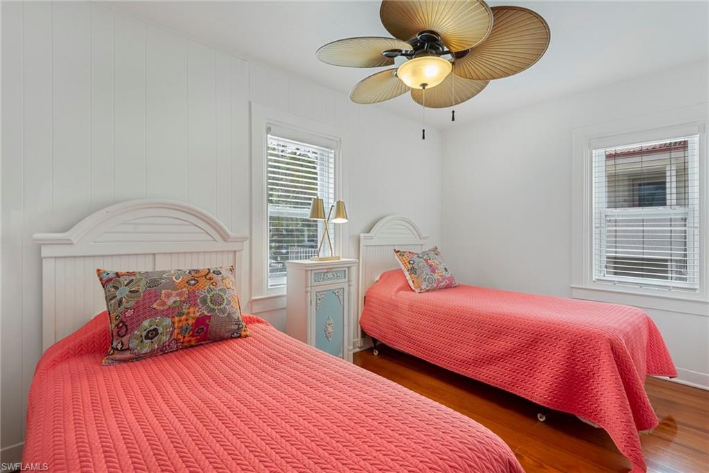 MCPHIE PARK - Residential