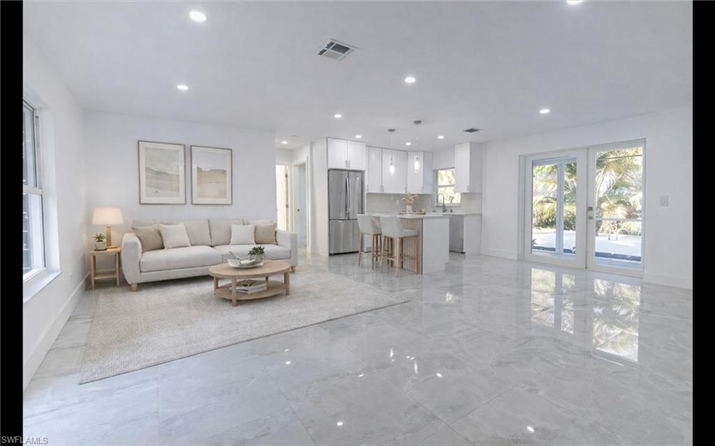 GOLDEN GATE CITY - Residential