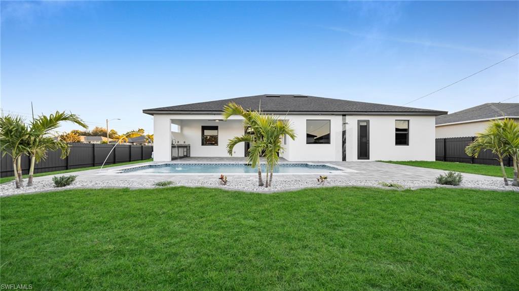 CAPE CORAL - Residential