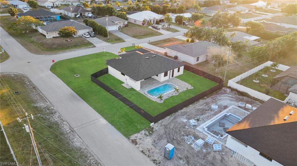 CAPE CORAL - Residential