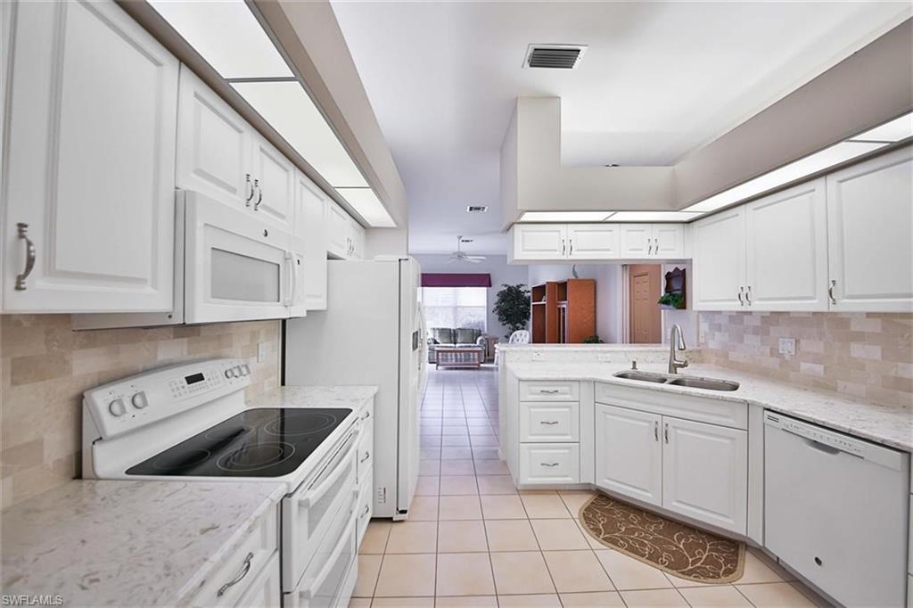 FAIRWAY ISLES - Residential