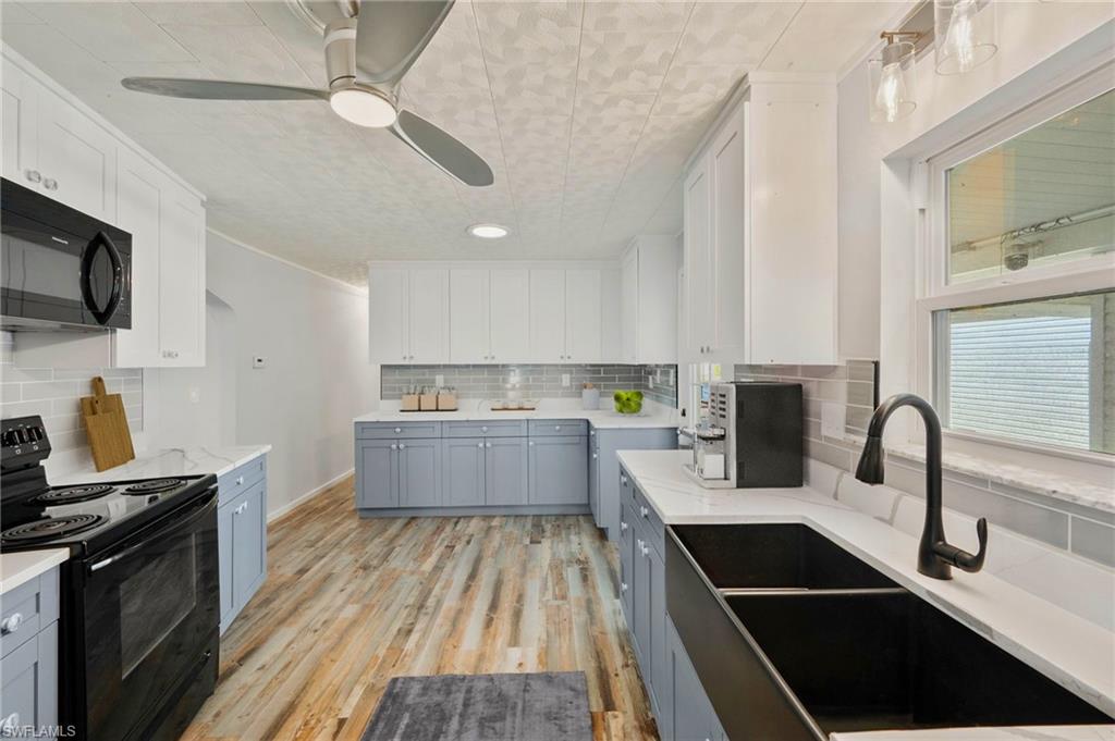 ORANGE HARBOR MOBILE HOME PARK - Residential