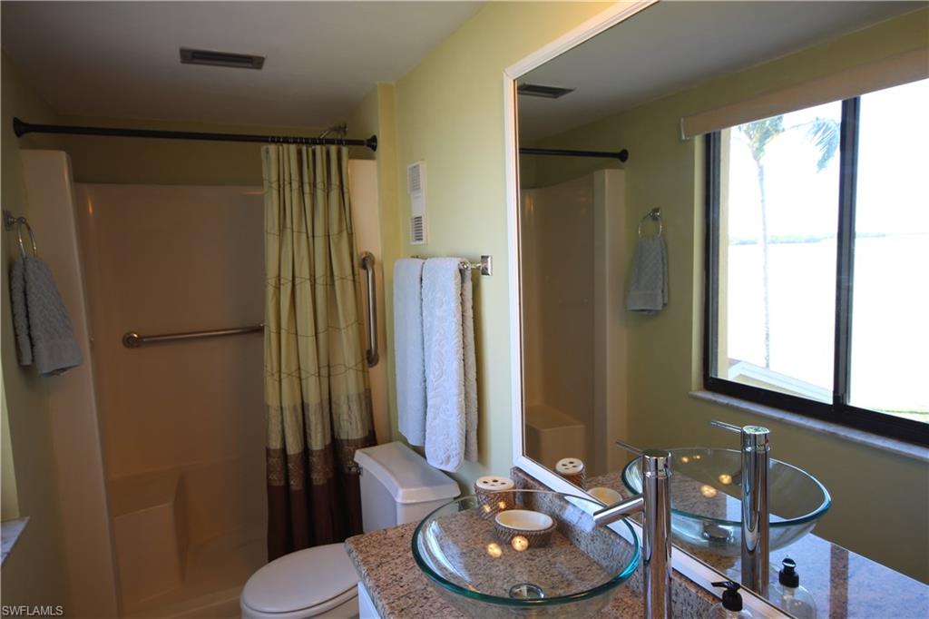 WINDWARD POINT CONDO - Residential