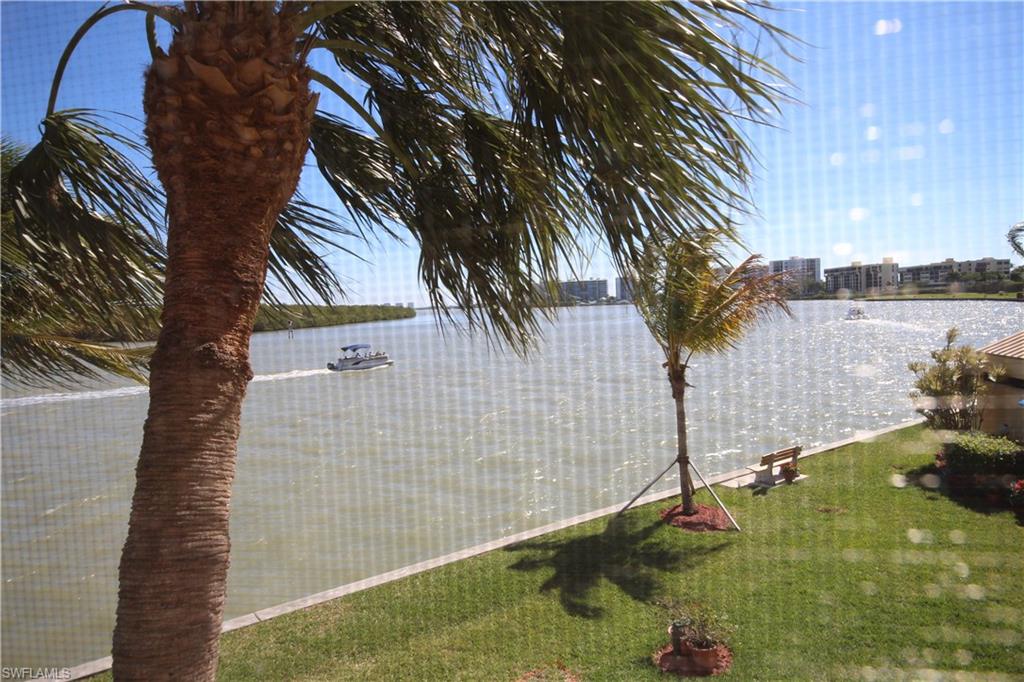 WINDWARD POINT CONDO - Residential