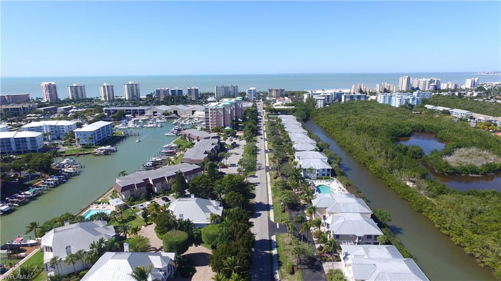 WINDWARD POINT CONDO - Residential