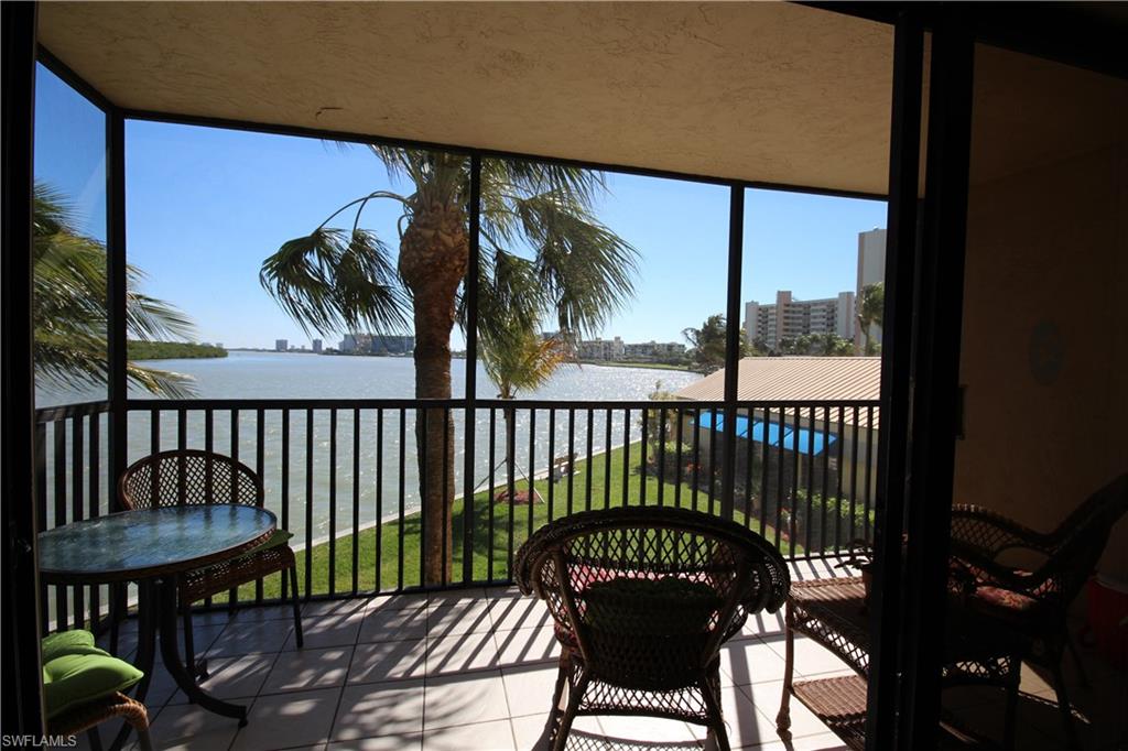 WINDWARD POINT CONDO - Residential