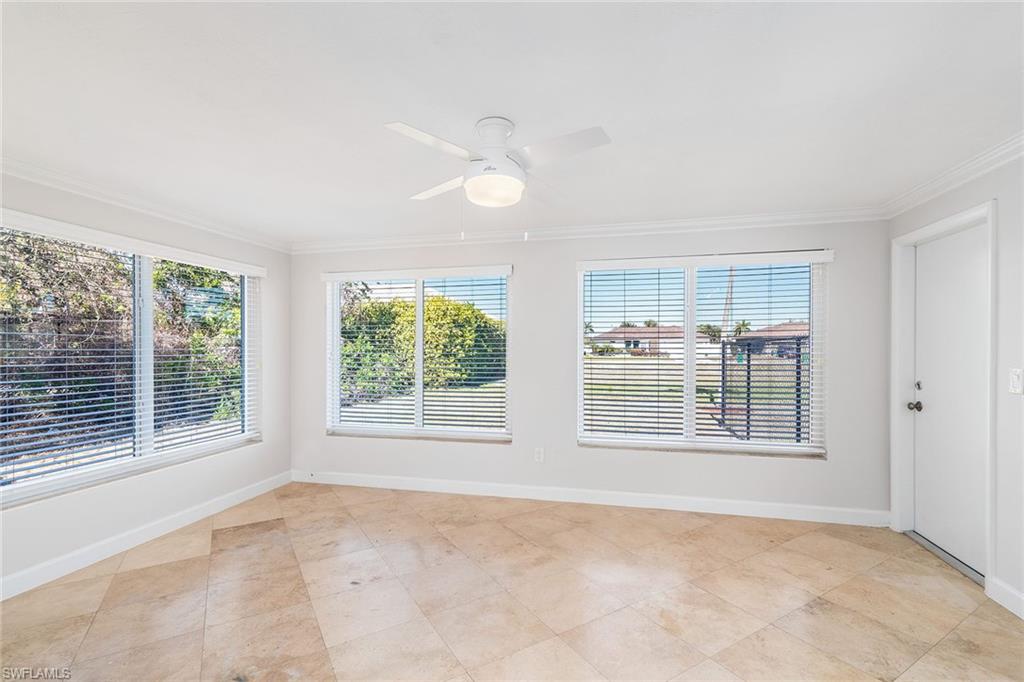 MARCO BEACH - Residential