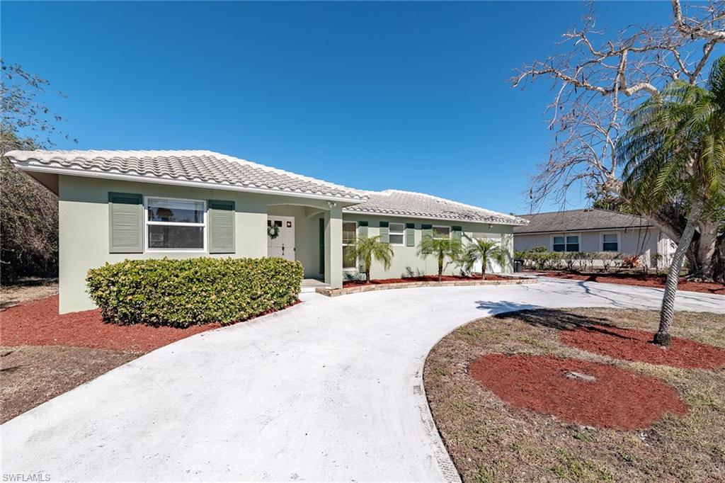 MARCO BEACH - Residential