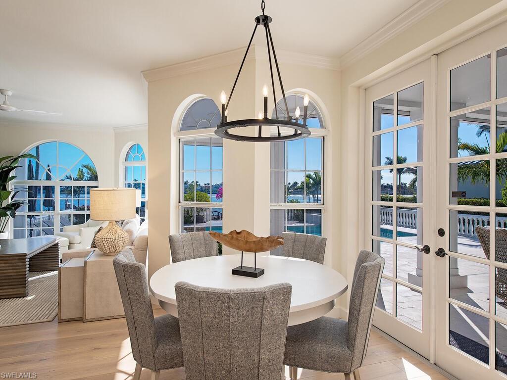 AQUALANE SHORES - Residential