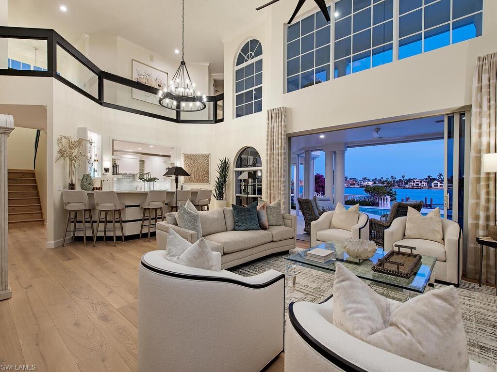 AQUALANE SHORES - Residential