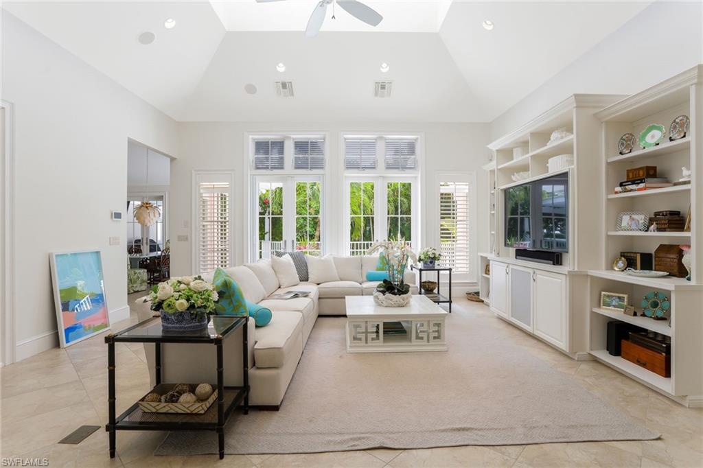 OLDE NAPLES - Residential