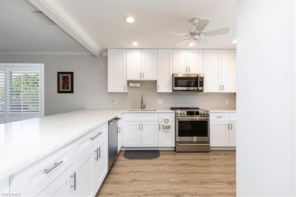 GLADES COUNTRY CLUB - Residential