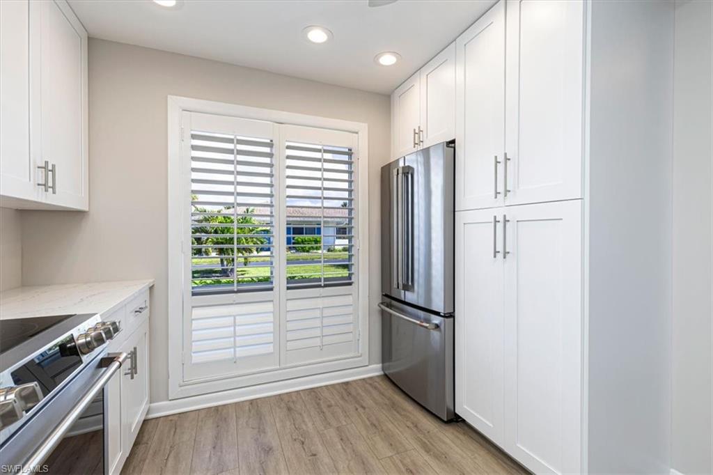 GLADES COUNTRY CLUB - Residential