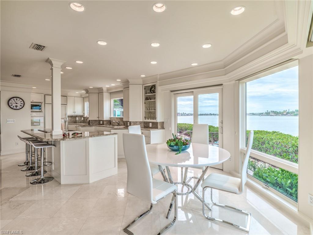 OYSTER BAY - Residential