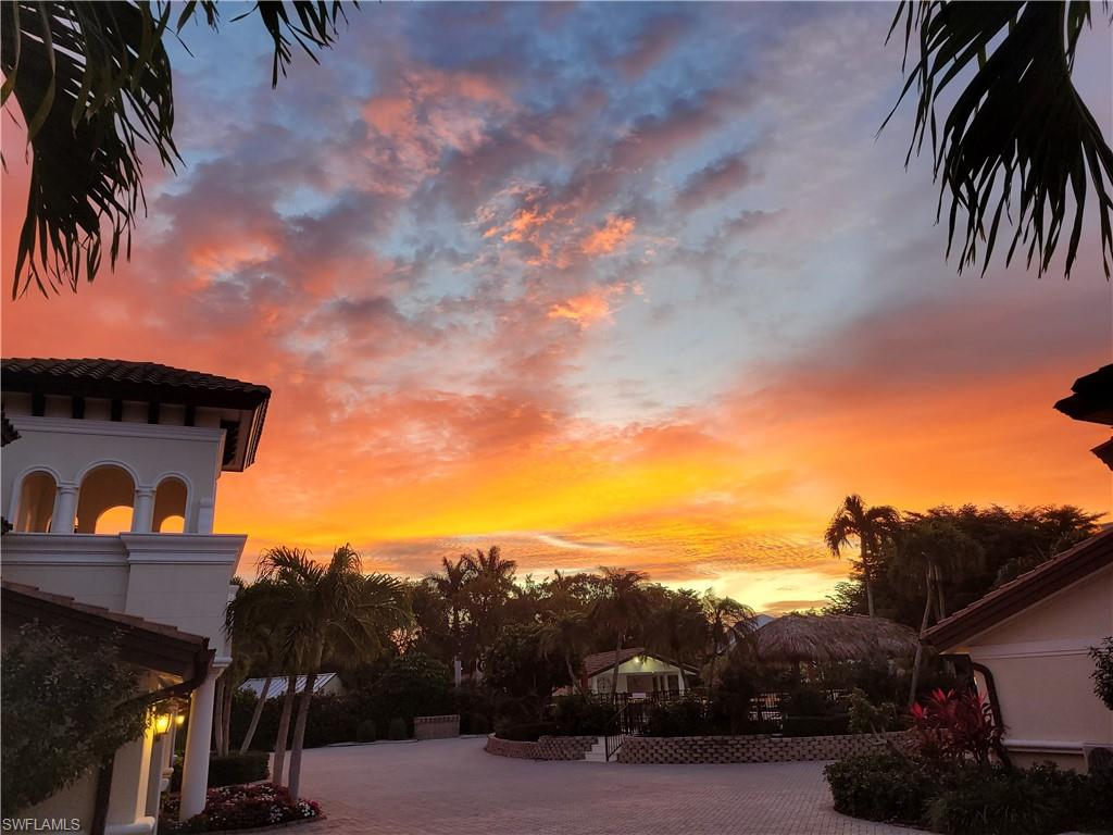 OYSTER BAY - Residential