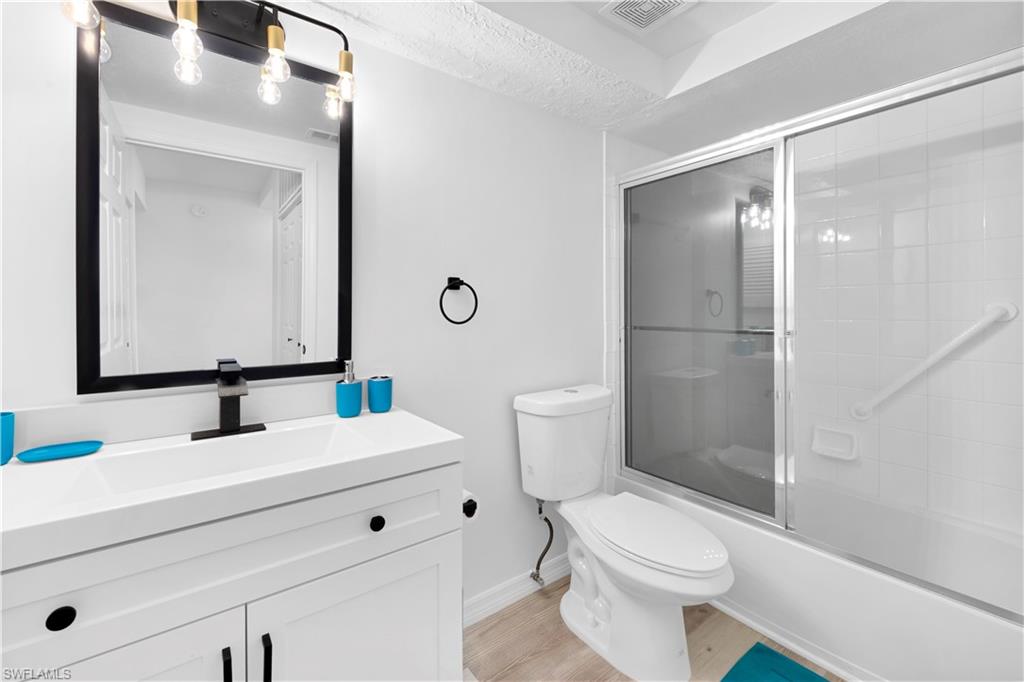 CALUSA BAY SOUTH - Residential Lease