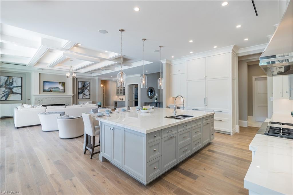 AQUALANE SHORES - Residential