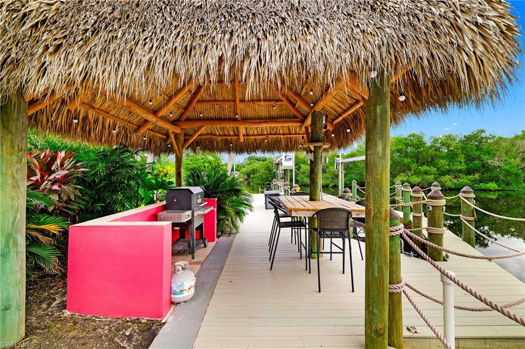 YACHT CLUB COLONY - Residential