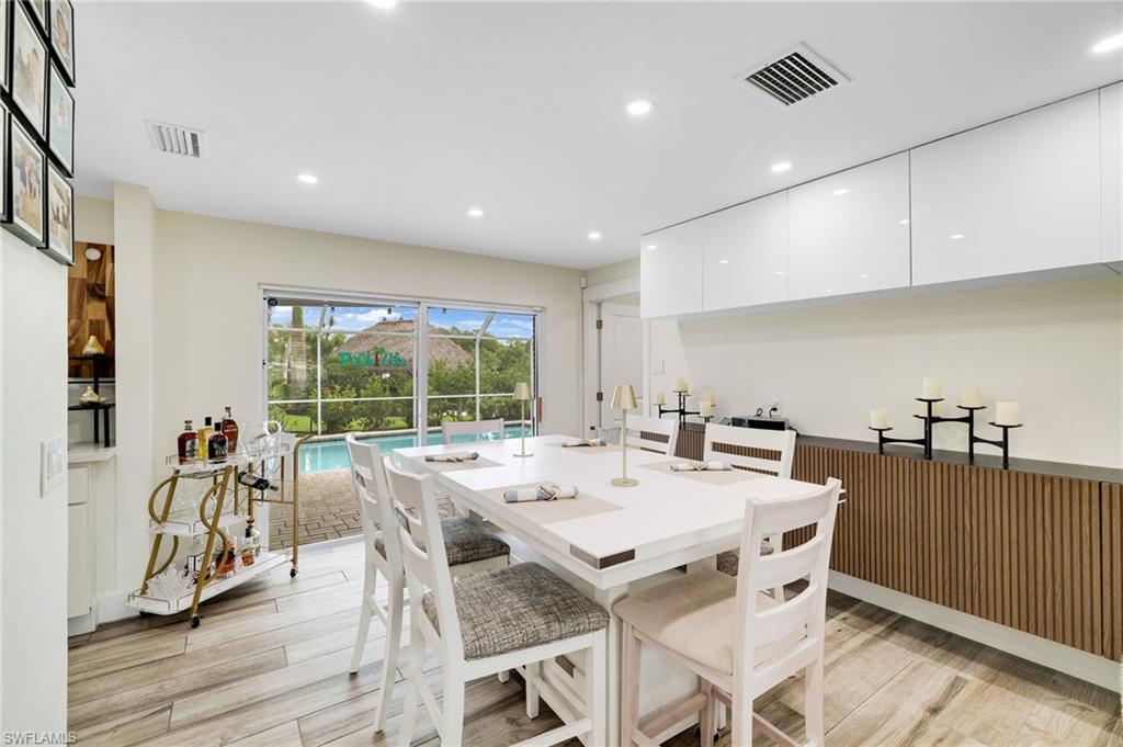 YACHT CLUB COLONY - Residential