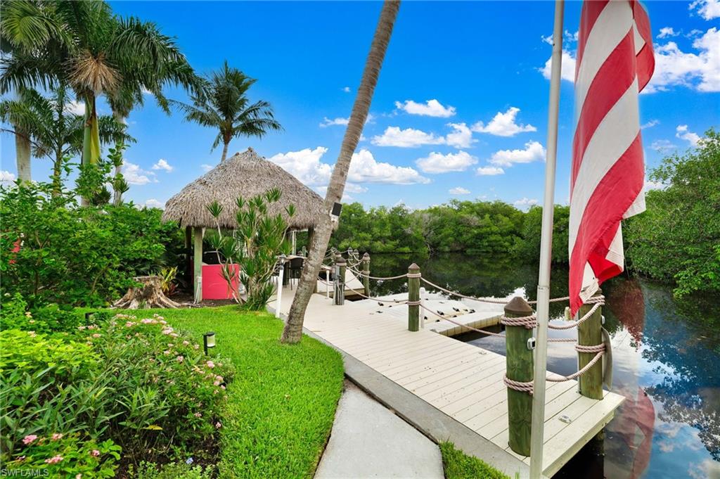 YACHT CLUB COLONY - Residential