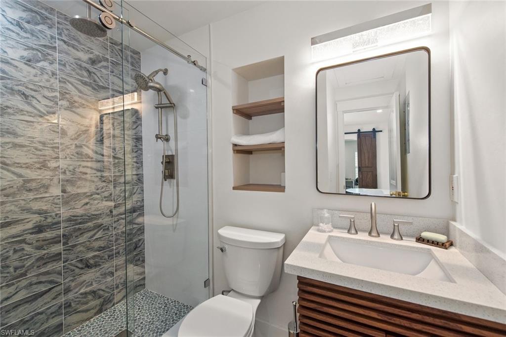 YACHT CLUB COLONY - Residential