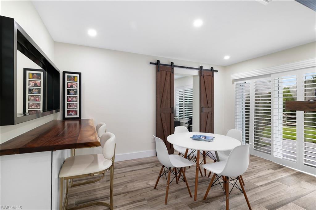 YACHT CLUB COLONY - Residential