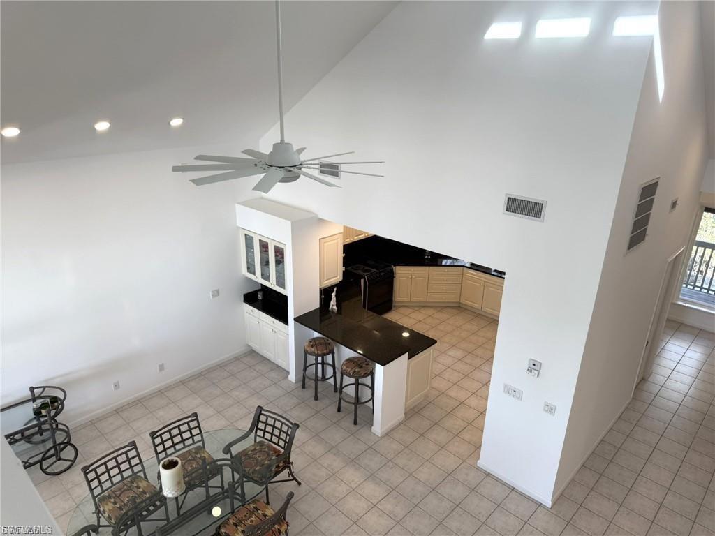 SAFETY HARBOR CLUB - Residential