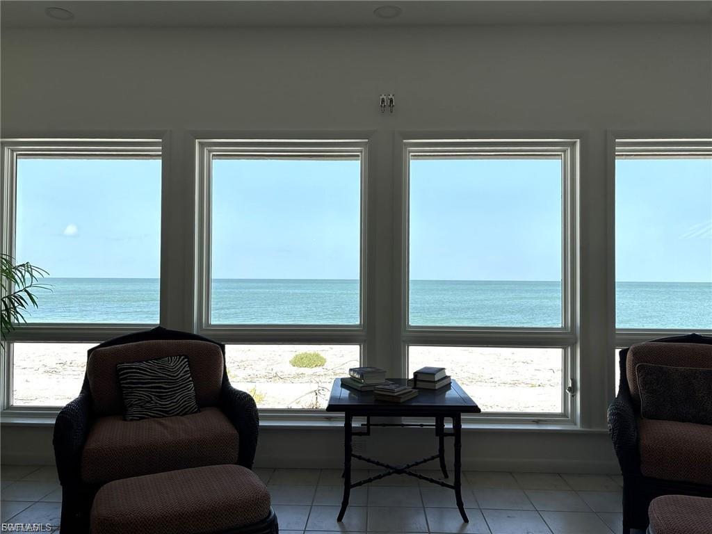 SAFETY HARBOR CLUB - Residential