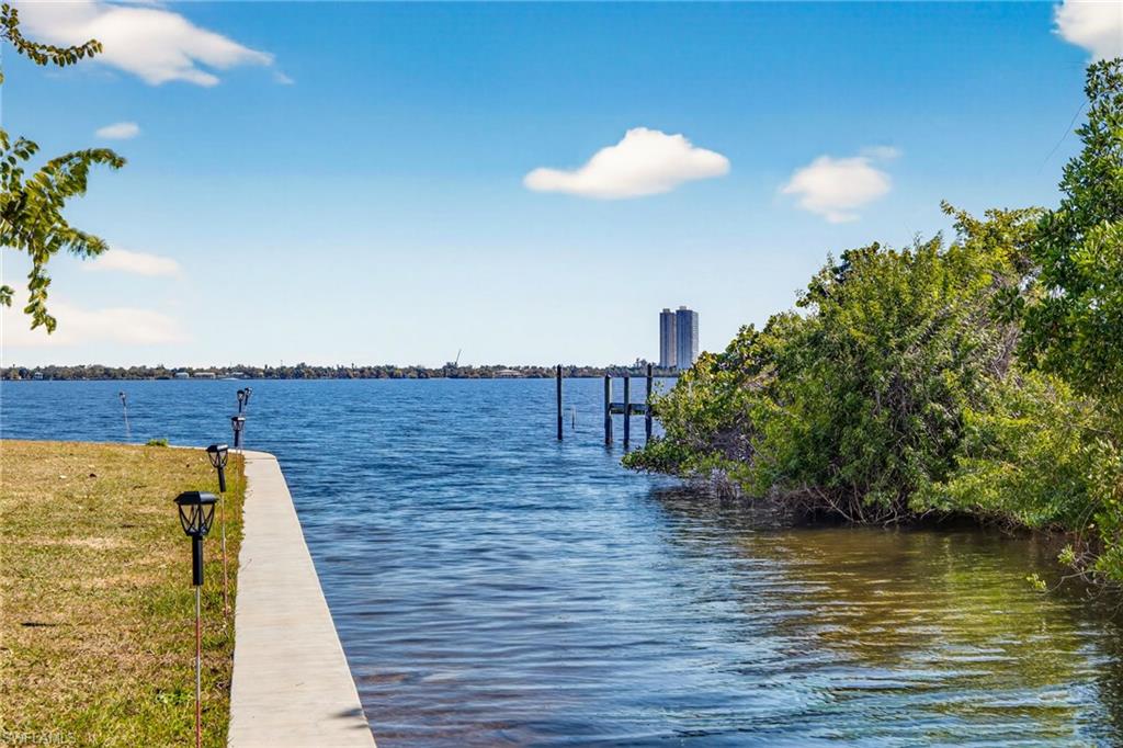 OLD BRIDGE VILLAGE - Residential