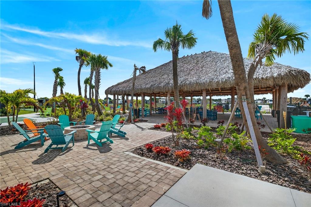 PALM BREEZE - Land