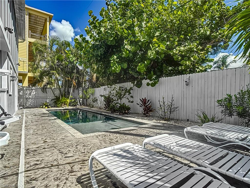 HILLS T.P. - Residential