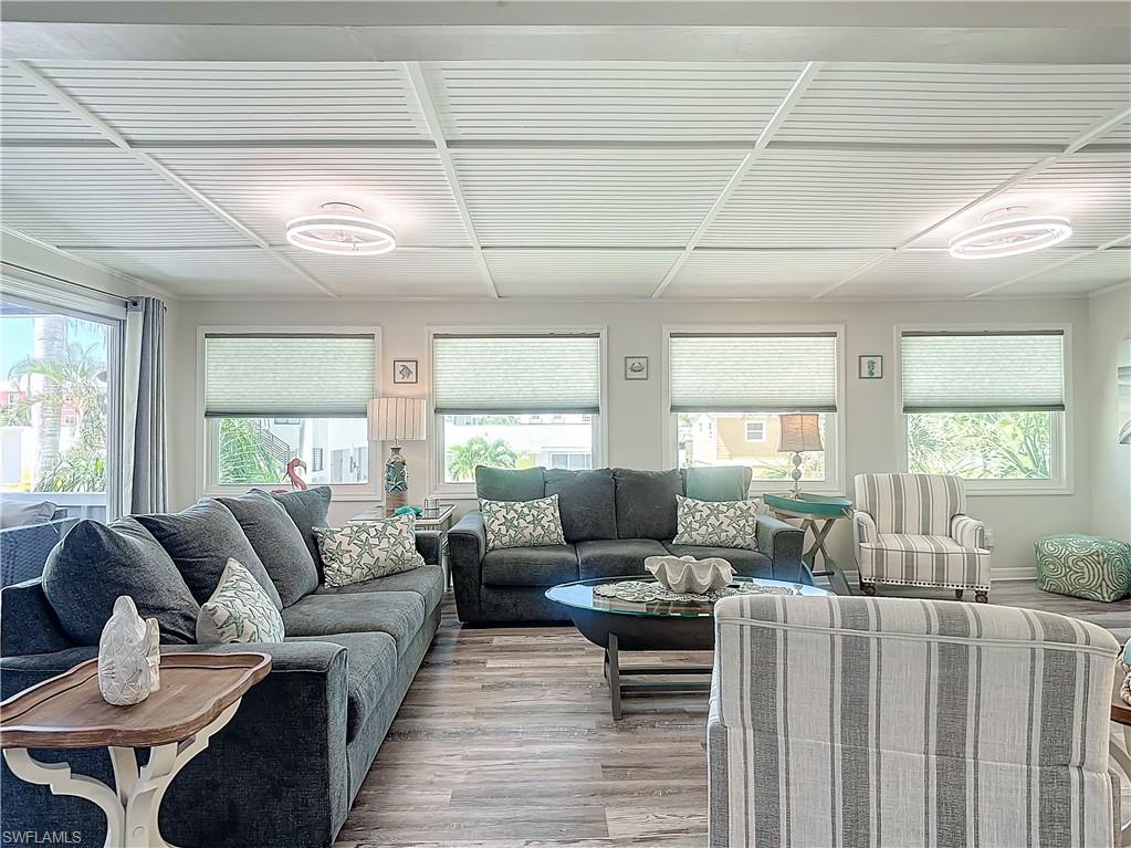 HILLS T.P. - Residential