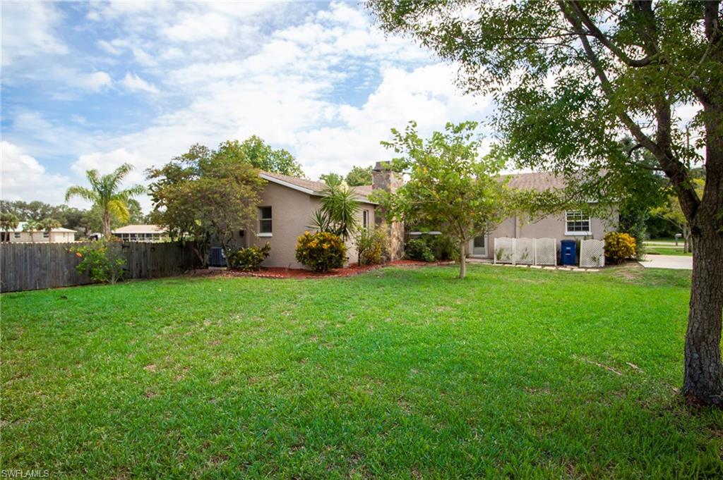 FORT MYERS SHORES - Residential