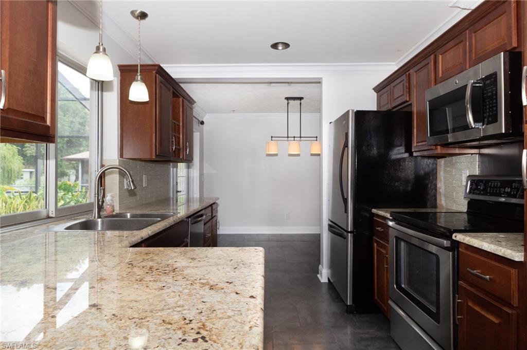 FORT MYERS SHORES - Residential