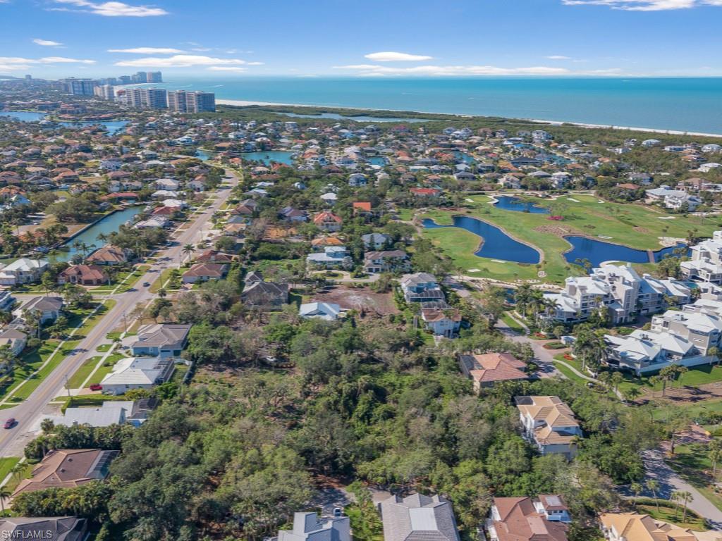 HIDEAWAY BEACH - Land