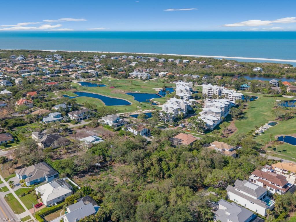 HIDEAWAY BEACH - Land