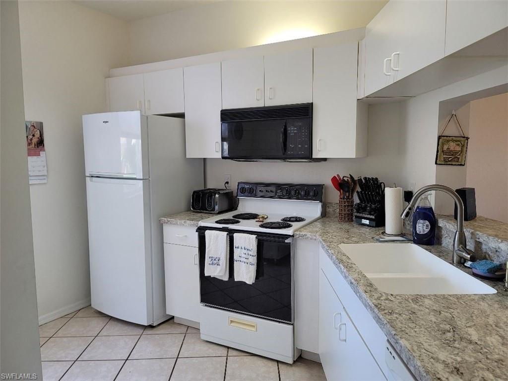 LAKEVIEW AT SUMMERWIND - Residential