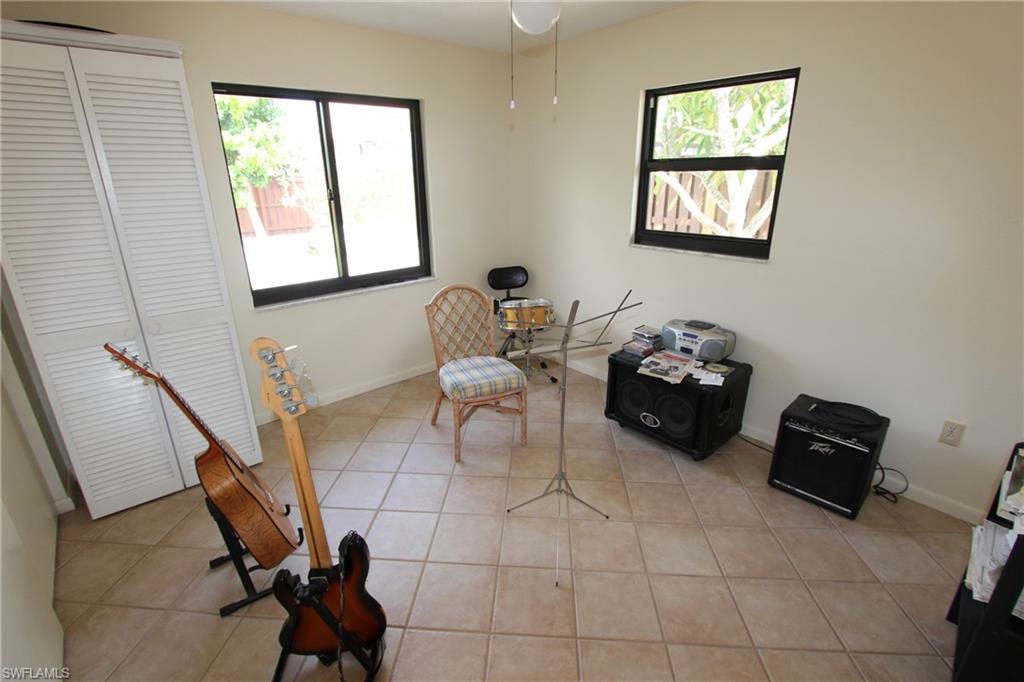 MARCO ISLAND - Residential