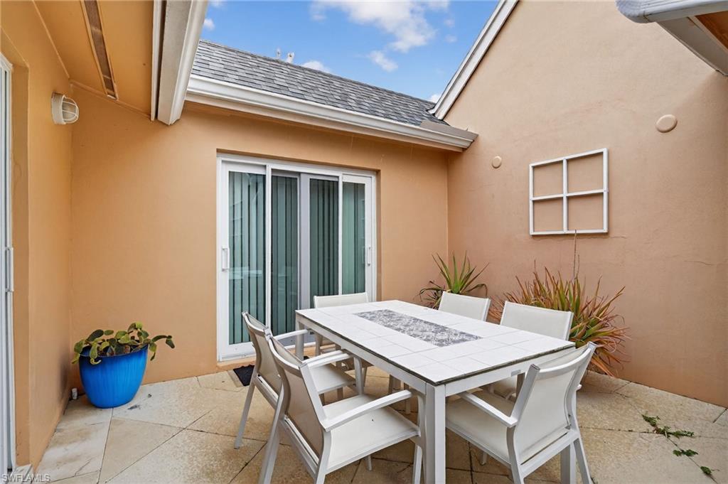 NAPLES PARK - Residential