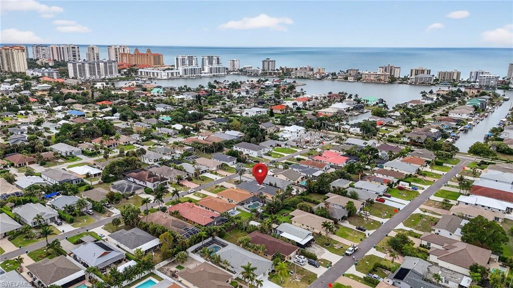 NAPLES PARK - Residential