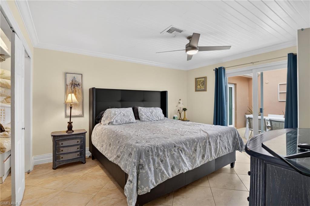 NAPLES PARK - Residential