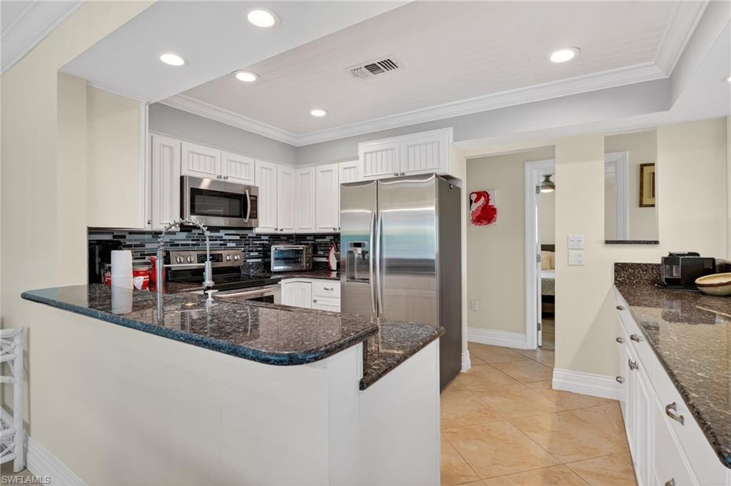 NAPLES PARK - Residential