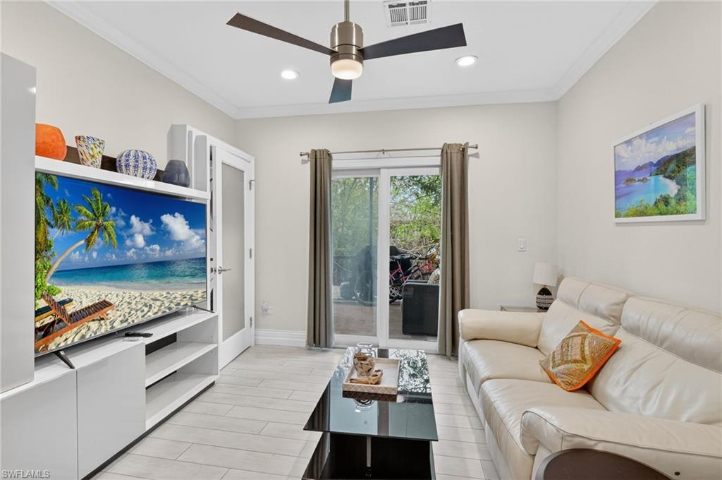 NAPLES PARK - Residential