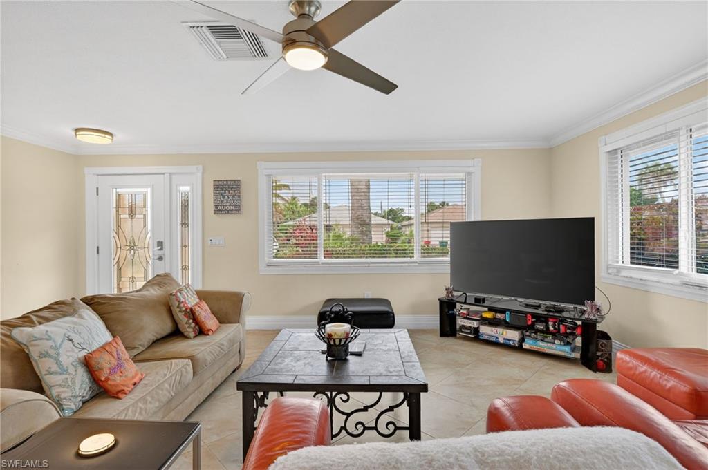 NAPLES PARK - Residential