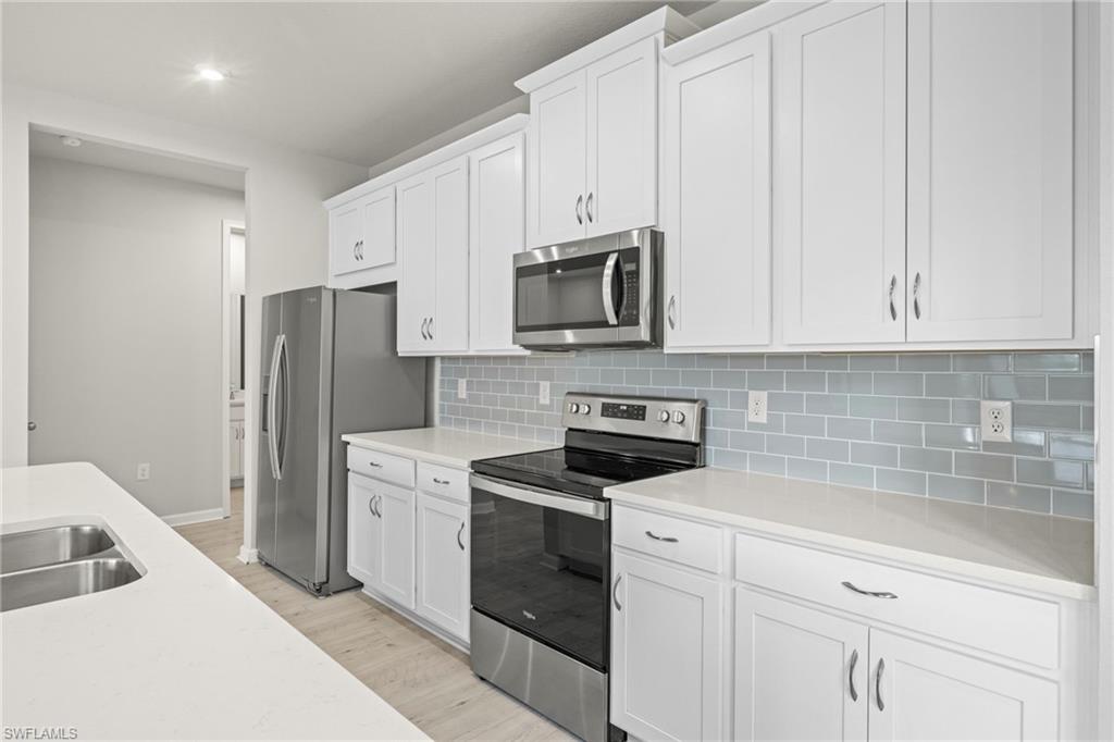 BONAVIE COVE - Residential