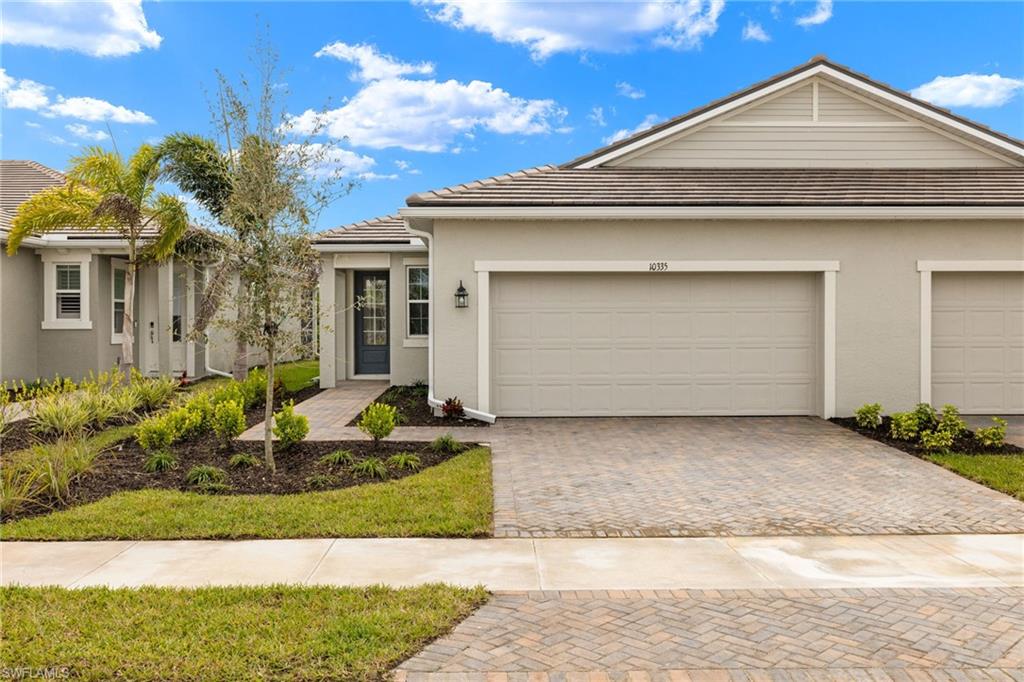 BONAVIE COVE - Residential