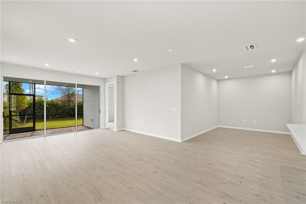 BONAVIE COVE - Residential